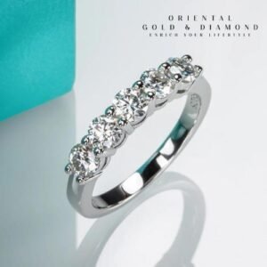 Moissanite Cincin Pria Wanita : 4mm D Color Wedding Fine Eternity Band Engagament Rings