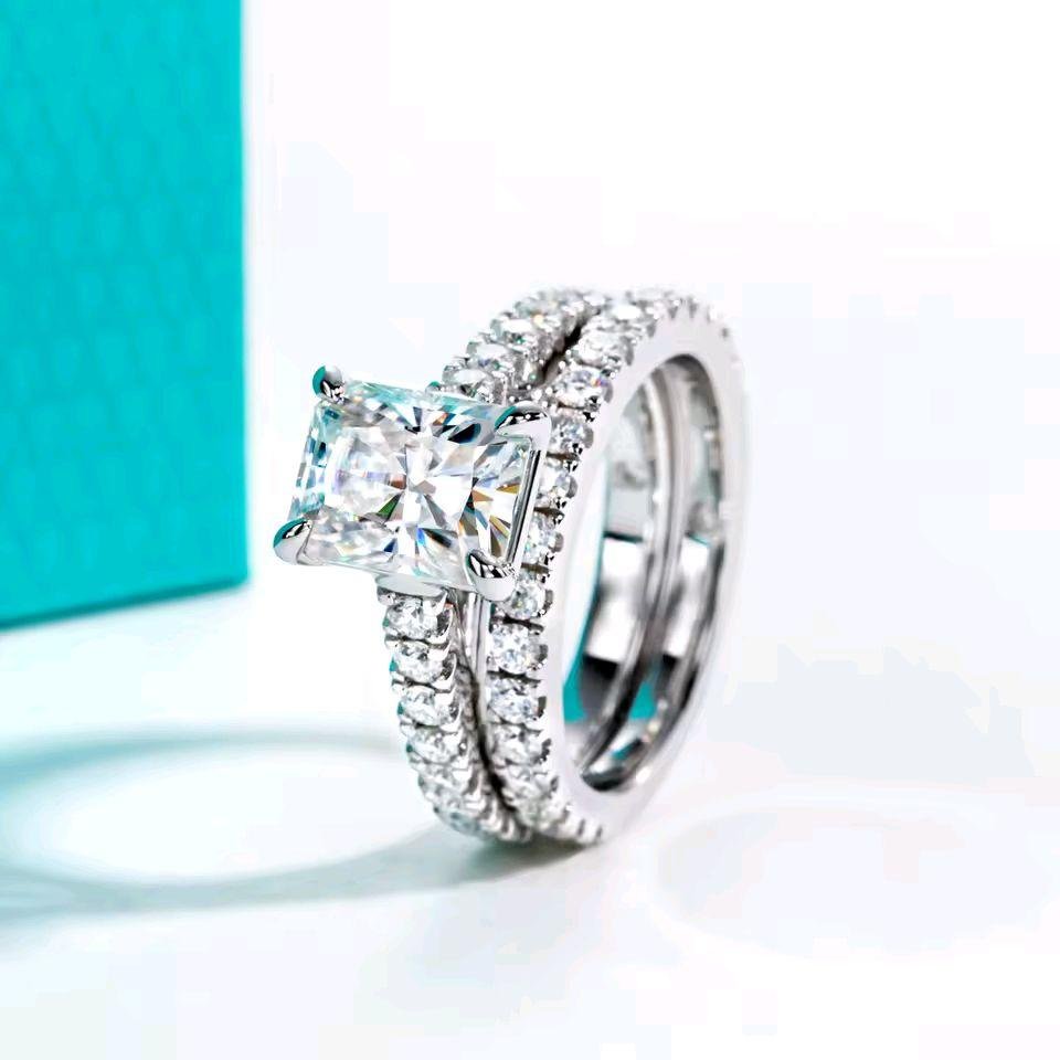 762ac0adf7414f2eb9fc220f6660c007~ Moissanite Cincin Pria Wanita : 4.042ct (Main Stone 3ct) Radiant Cut D Color Bridal Ring Set baru - Image 2