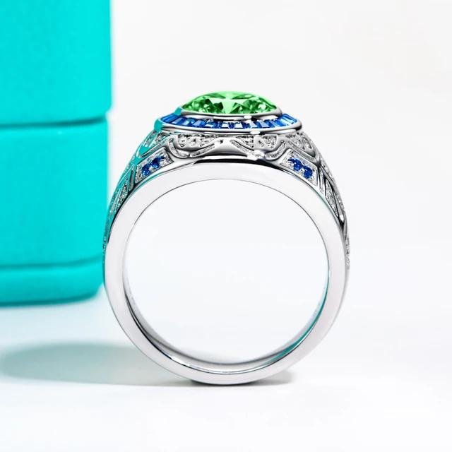 9c1093b5-42b8-487d-a63e-3006f0c906ac Colombian Cultivated Emerald Cincin Pria Wanita : 3ct 9*9mm 18K Gold Plated 925 Sterling Silver Men Ring - Image 3